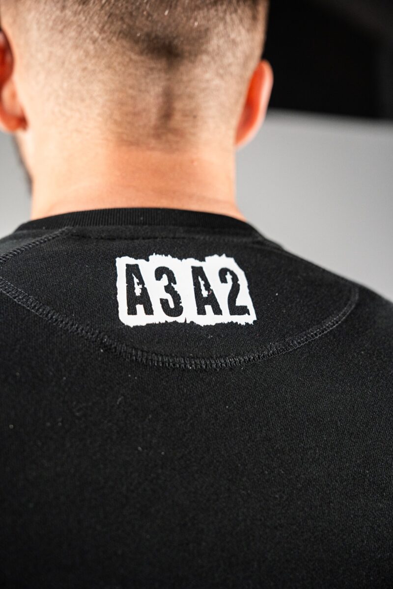 2bro™ | JH | BLACK | Crewneck