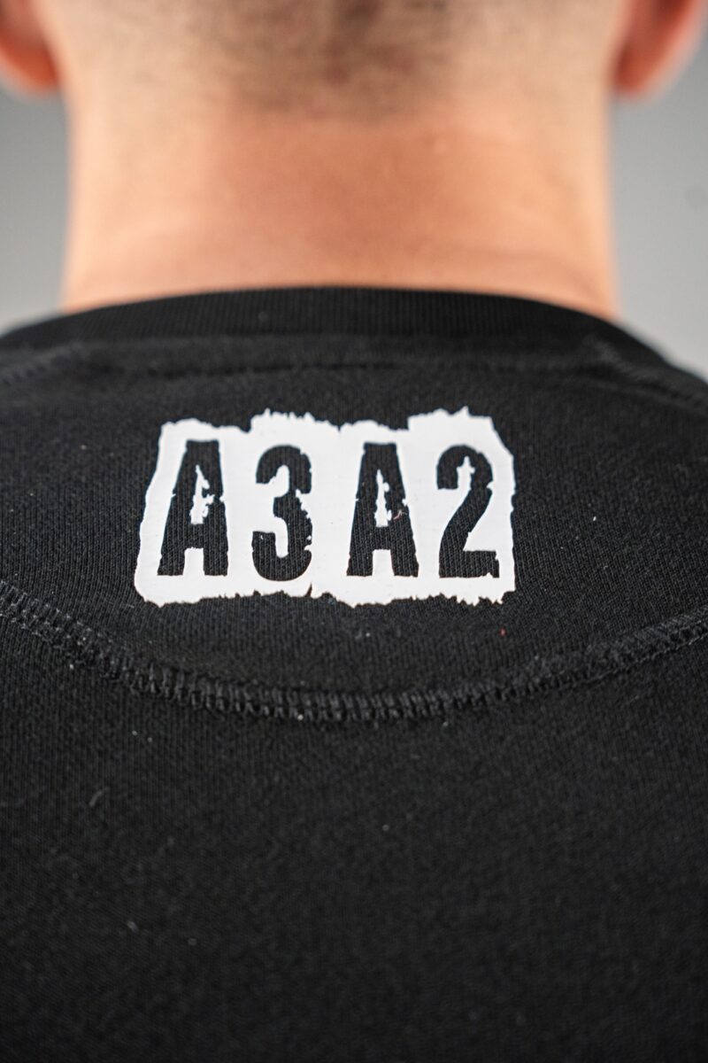 2bro™ | JH | BLACK | Crewneck