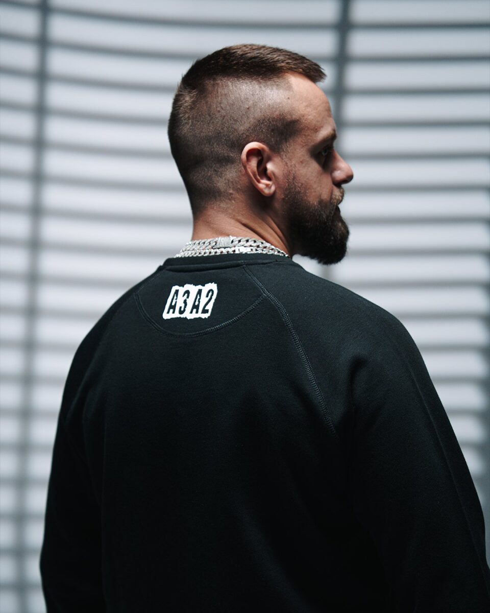 2bro™ | JH | BLACK | Crewneck