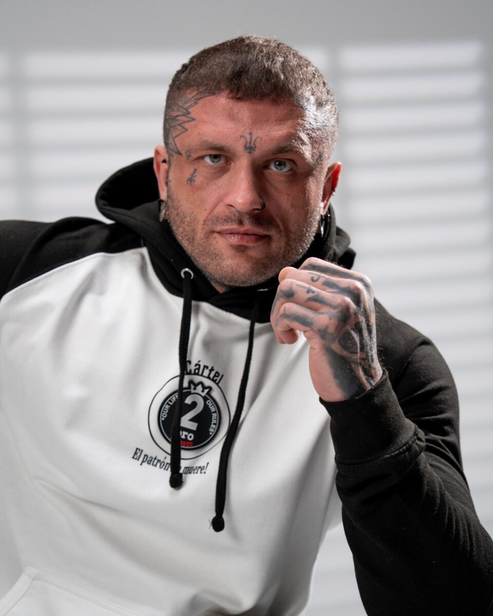 2bro™ | PABLO | WHITE | Dukserica